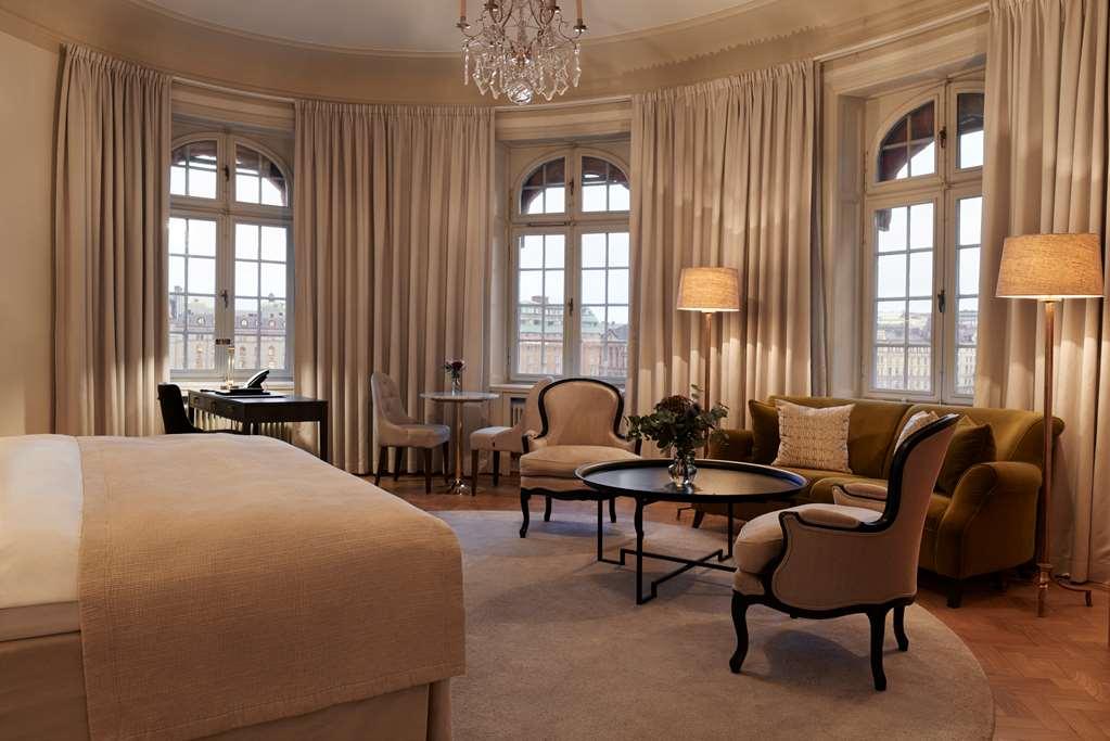 Hotel Diplomat