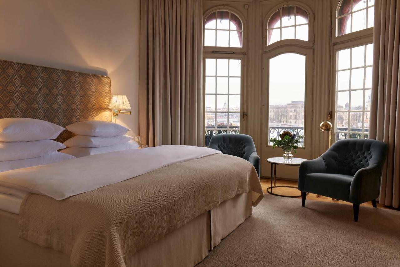 Diplomat Hotel 5*