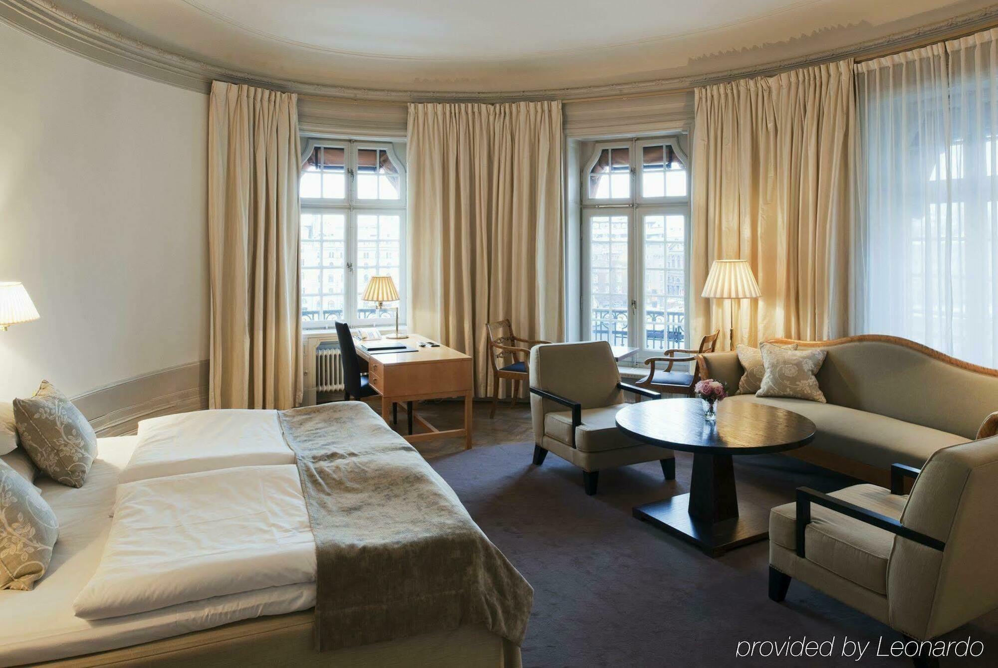 Hotel Diplomat
